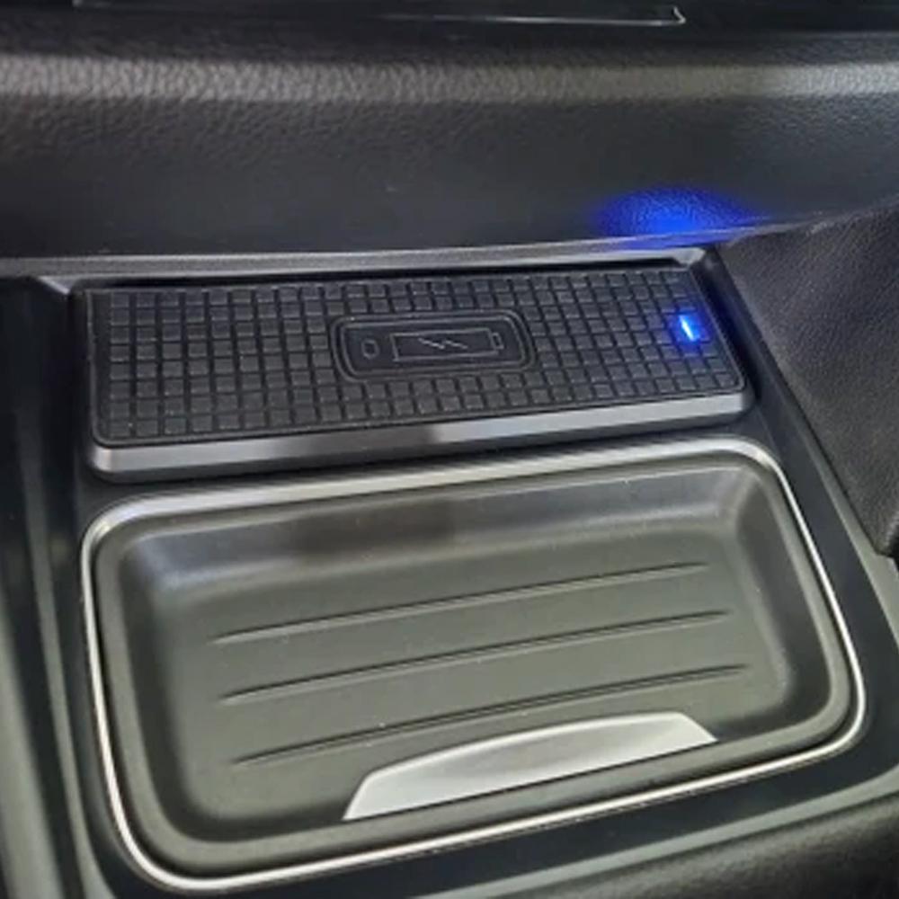 Car Wireless Charger For BMW F - огляд і ціна Wireless Phone Charger Pad