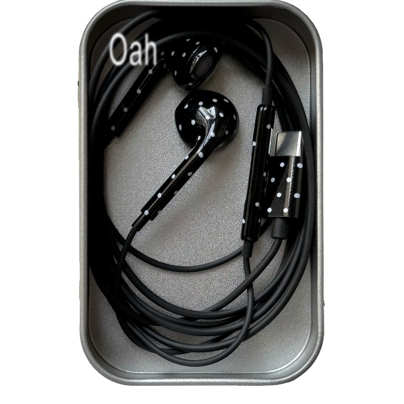 Oah Polka Dot Wired Earphones  - огляд і ціна Electronic Gift